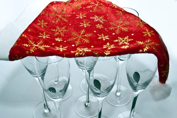 New Year's cap with glasses for champagne — Stock Photo, Image