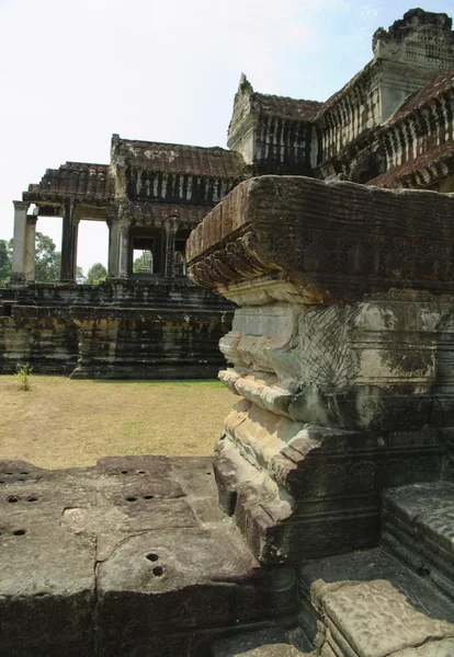 Em templos de Angkor — Fotografia de Stock