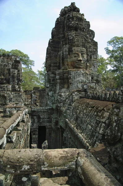 Em templos de Angkor — Fotografia de Stock
