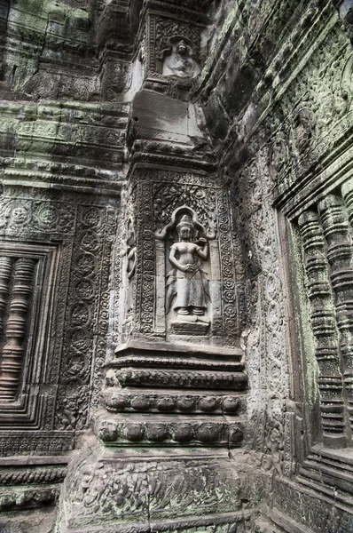 В храми Ангкор — стокове фото
