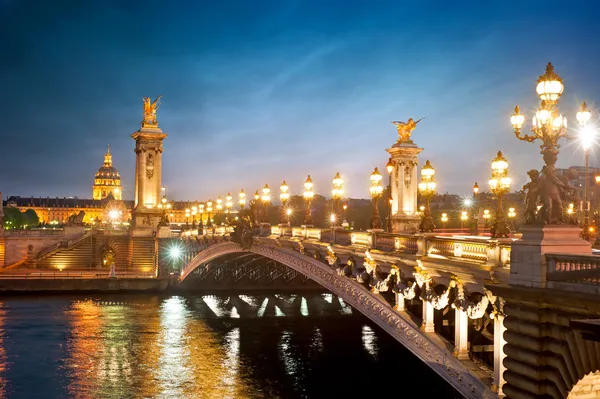 Puente Alexandre 3 - París - Francia Fotos de stock