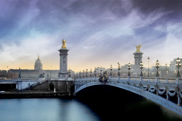 Alexandre 3 brug - paris - Frankrijk — Stockfoto