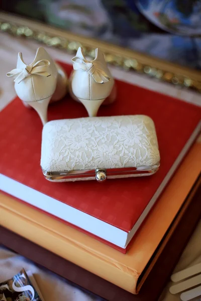 花嫁の結婚式の靴 — ストック写真