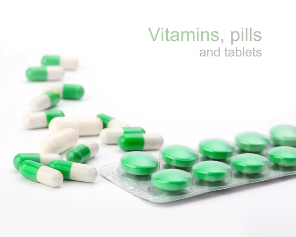 Vitamíny, prášky a tablety — Stock fotografie