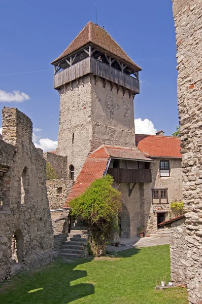 ルーマニア トランシルヴァニアで calnic の中世の要塞 — ストック写真