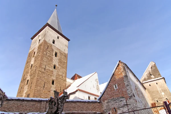 Iglesia fortificada en Transilvania Rumania — Foto de Stock