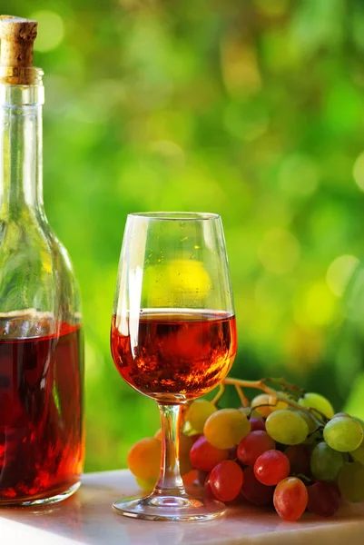 Portuguese rose wine — Stock Photo, Image