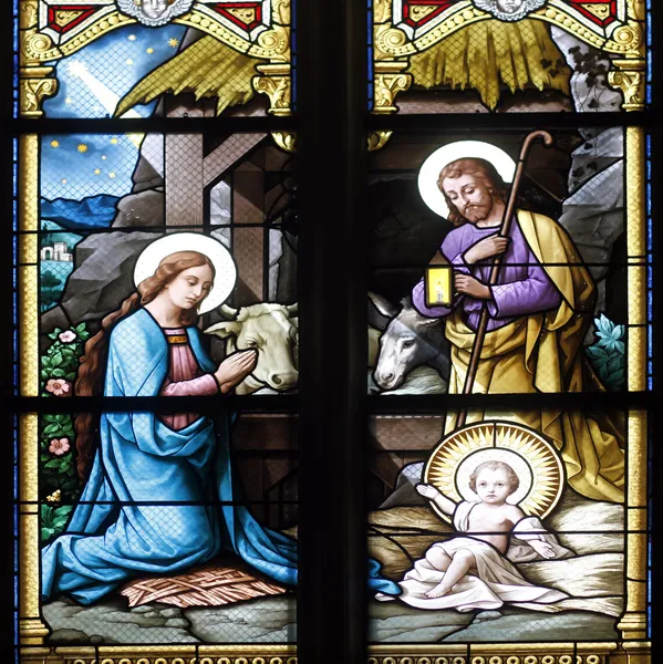 Scène de la Nativité, vitrail — Photo