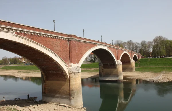 Most nad kupa w sisak, Chorwacja — Zdjęcie stockowe