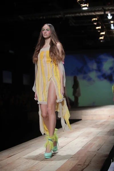 Desfile de moda — Foto de Stock