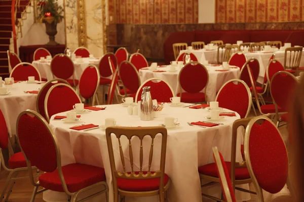 与传统的室内的奥地利餐厅 — 图库照片