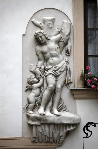 Święty sebastian, Praga, Dom oraz złoty — Zdjęcie stockowe