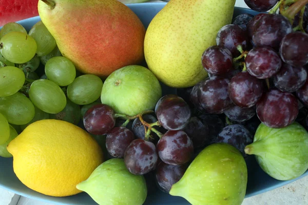 A bowl of fruit — Stock Photo, Image