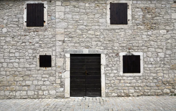 Vecchia casa storica a Nin, Croazia — Foto Stock