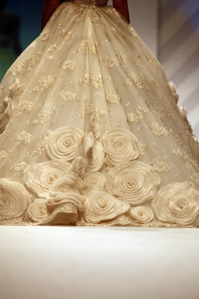 Suknie ślubne pokaz mody — Zdjęcie stockowe