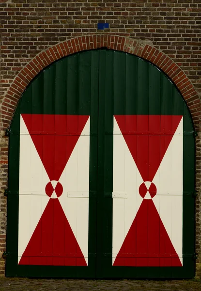 Portas pintadas velhas — Fotografia de Stock