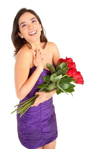 Szczęśliwa kobieta gospodarstwa róż — Zdjęcie stockowe