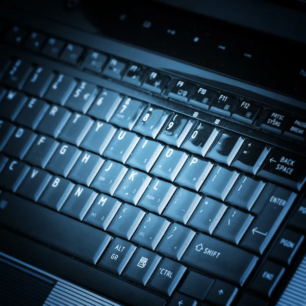 Современный и стильный ноутбук. — стоковое фото