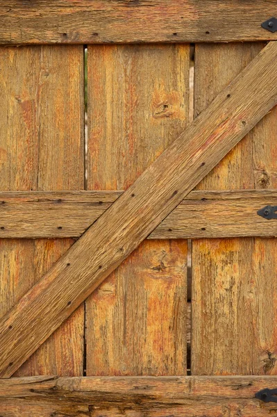 Oud en versleten houten hek — Stockfoto