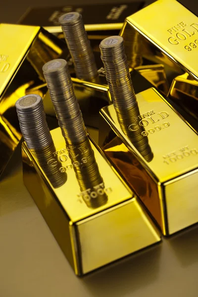 Altınlar ve paralar — Stok fotoğraf