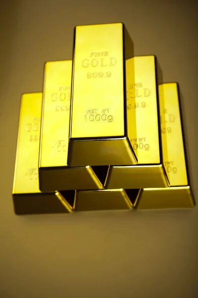 Pirámide de oro —  Fotos de Stock