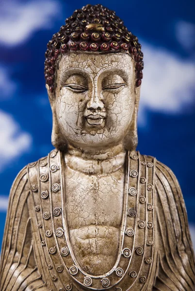 Buda y cielo azul de fondo — Foto de Stock