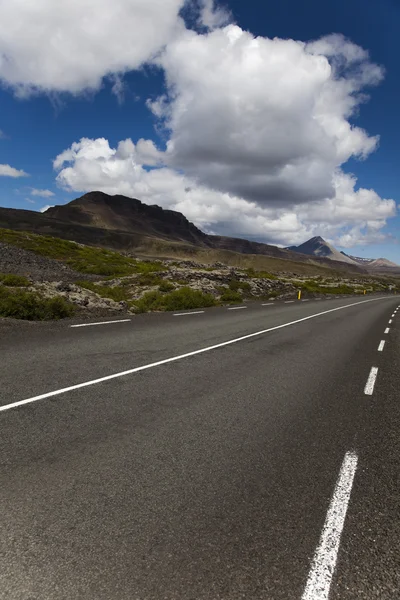 Дорога по Исландии — стоковое фото