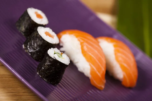 Ásia e comida em sushi — Fotografia de Stock