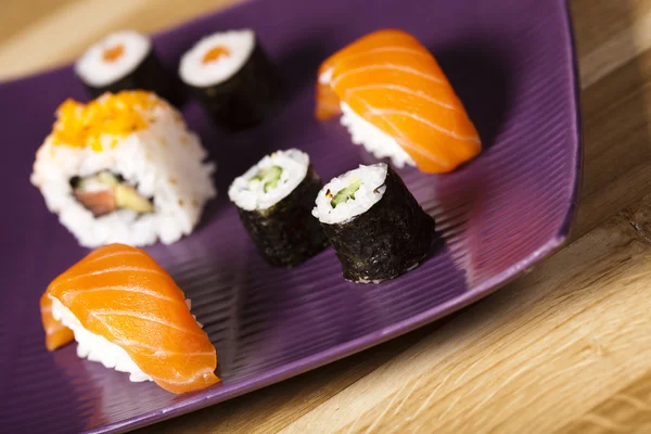 Traditionell japansk mat, sushi — Stockfoto
