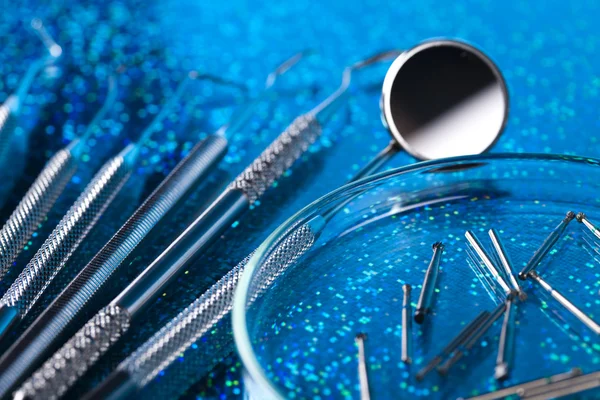 Zahnmedizinische Werkzeuge und Geräte — Stockfoto