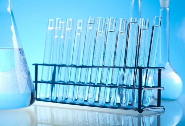 Steril körülmények között, laboratóriumi üveg — Stock Fotó