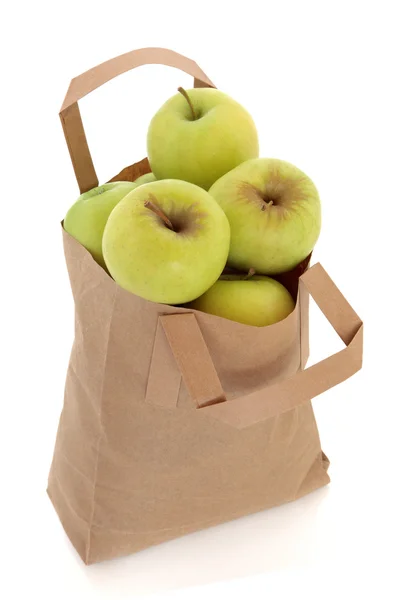 Яблука в сумці — стокове фото