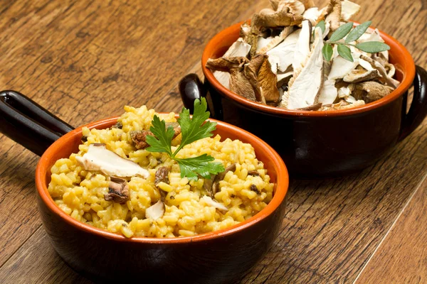 Risotto with saffron and mushrooms — Stock Photo, Image