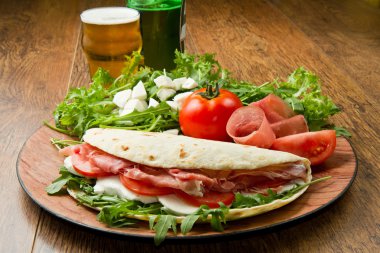 İtalyan piadina