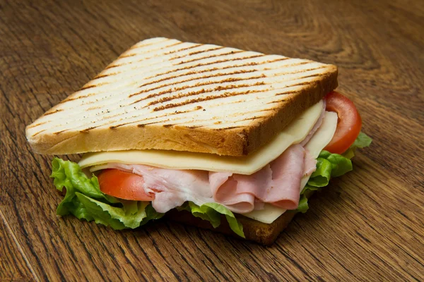 Grote sandwich — Stockfoto