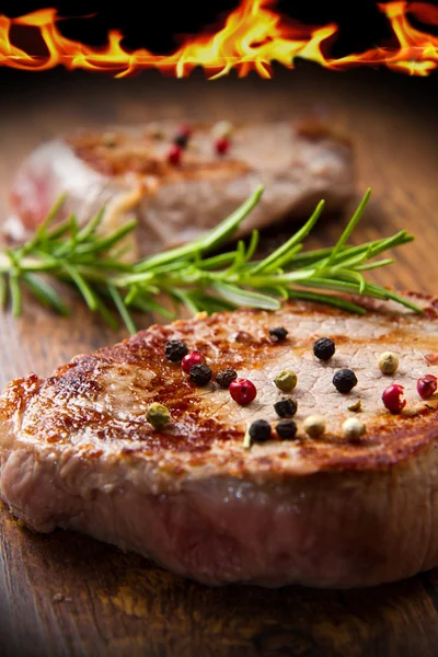 Filety grilované maso — Stock fotografie