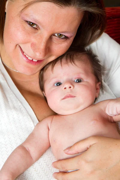 Mãe com bebê — Fotografia de Stock