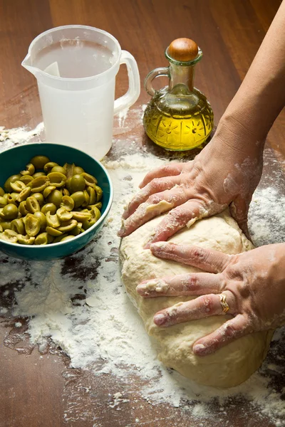 Pane di oliva fatto in casa — Foto Stock