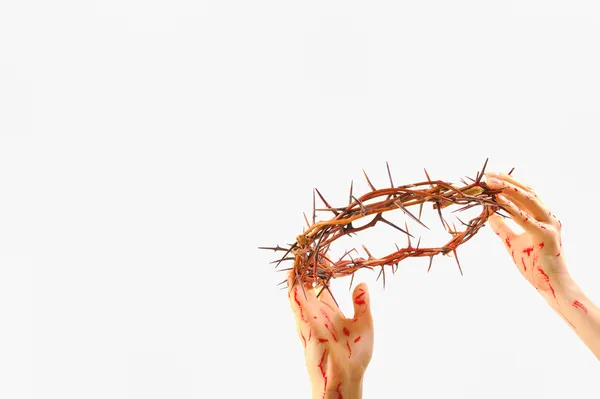 Crown of thorns and bloody hands — Stock Photo, Image