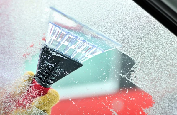 stock image Cleaning car windows