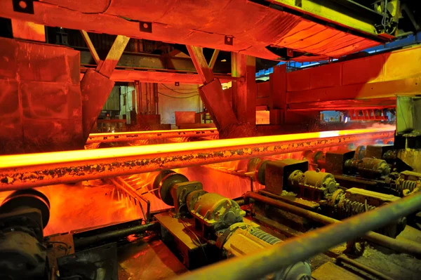 Sıcak çelik konveyör — Stok fotoğraf