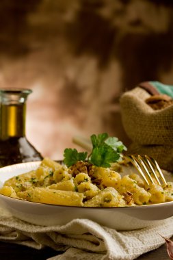 Pasta with Walnut pesto clipart