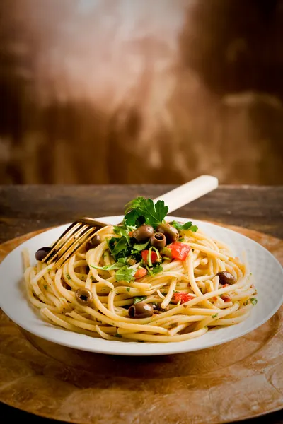 Pasta con Olive e Prezzemolo — Foto Stock