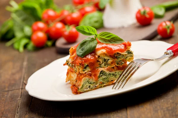 Lasegne fatte in casa con ricotta e spinaci — Foto Stock