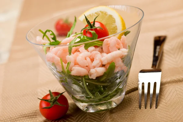 Shrimps cocktail appetizer — Stock Photo, Image