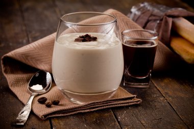 Ayrıştırılmış tiramisu