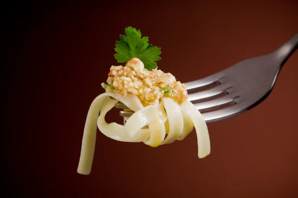 Pasta met walnoot pesto — Stockfoto