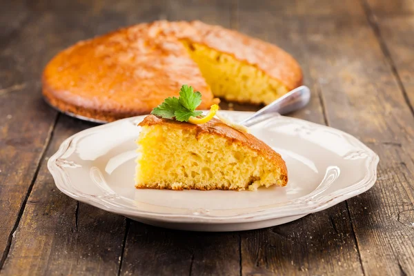 레몬 스폰지 케이크 — 스톡 사진
