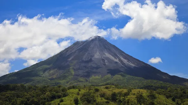 Panorama du volcan Arenal Photo De Stock