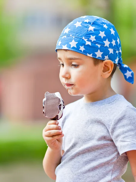 Chico come helado — Foto de Stock